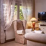 Vasiliki's - Alykes *