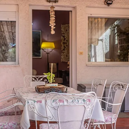 Vasiliki's - Alykes Wolos